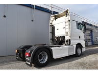 TOC1273_2751177 vehicle image