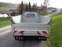 GEHR175_2851246 vehicle image