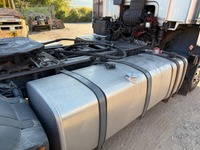 KEED2067_2736375 vehicle image