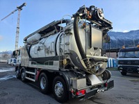 ZIAL184_2763322 vehicle image