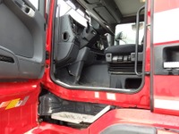 RENN6633_2905890 vehicle image