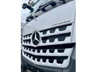 DTCH10536_2848075 vehicle image