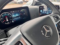 DTCH10536_2848075 vehicle image