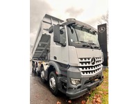 DTCH10536_2848075 vehicle image