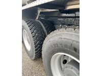 DTCH10536_2848075 vehicle image