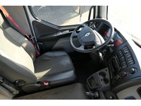 DOLD2821_2809662 vehicle image