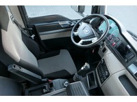 DOLD2821_2802762 vehicle image