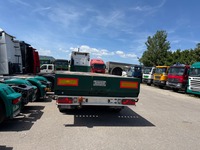 UNIK8334_2944308 vehicle image