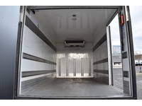 TOC1273_2818671 vehicle image