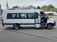 ALTH1974_2719728 vehicle image