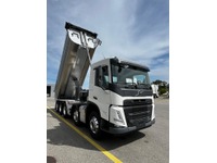 BW-M164_3027841 vehicle image