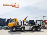 UNIK8334_2895057 vehicle image