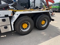 UNIK8334_2895057 vehicle image