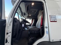 Truc20_2748651 vehicle image