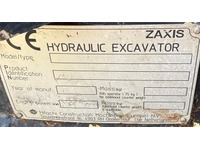 MILI9070_2905888 vehicle image