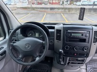 JAQU922_2820492 vehicle image