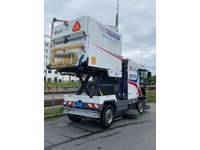 GALA741_3030978 vehicle image