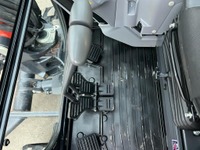 RINA4324_2917389 vehicle image