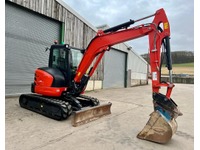 RINA4324_2917389 vehicle image