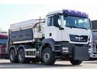 DOLD2821_2921633 vehicle image