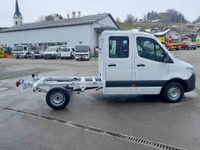 ALTH1974_2816280 vehicle image