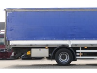 DOLD2821_3017614 vehicle image