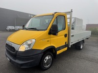 STUD177_2749955 vehicle image