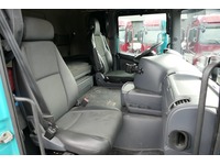 DOLD2821_2838919 vehicle image