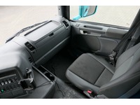 DOLD2821_2838919 vehicle image