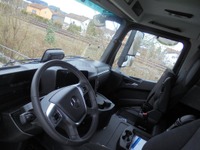 DTCH10536_2848443 vehicle image