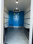 INTG9387_2730307 vehicle image