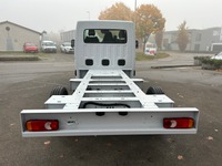 THOM6454_2749349 vehicle image