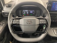 EFAG9324_2760424 vehicle image