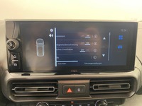 EFAG9324_2760424 vehicle image