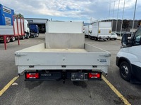 STUD177_3018516 vehicle image