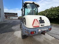 MERC9702_2667175 vehicle image