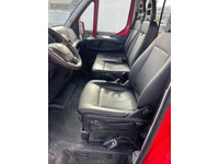 KHAL6078_2784705 vehicle image