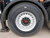 INTG9387_2837845 vehicle image