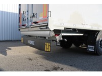 BFS260_2913411 vehicle image