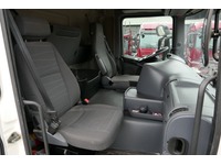 DOLD2821_2696940 vehicle image