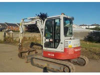 RINA4324_2916985 vehicle image