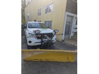 JAQU922_2309397 vehicle image