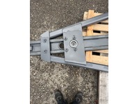 THOM103_2831487 vehicle image