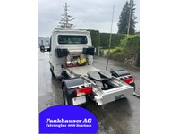 HUTT218_2779050 vehicle image