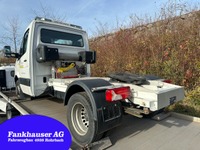 HUTT218_2779050 vehicle image