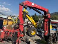 TOLA8240_2687588 vehicle image