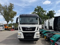 UNIK8334_3015913 vehicle image