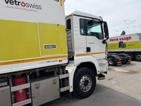 UNIK8334_3015913 vehicle image