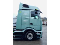 ALTH1974_2855178 vehicle image