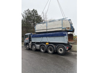 0572025 vehicle image